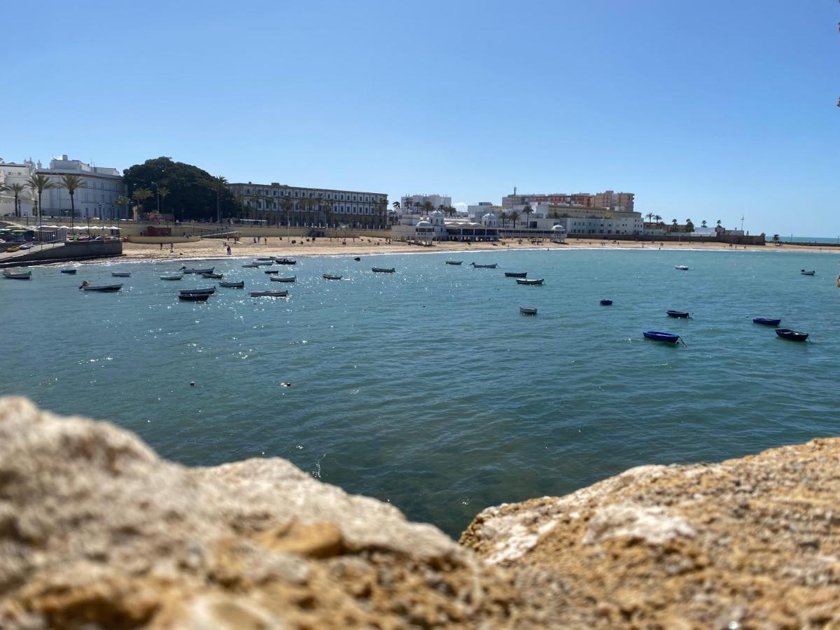 La Gema de La Caleta Apartment Cadiz Bagian luar foto